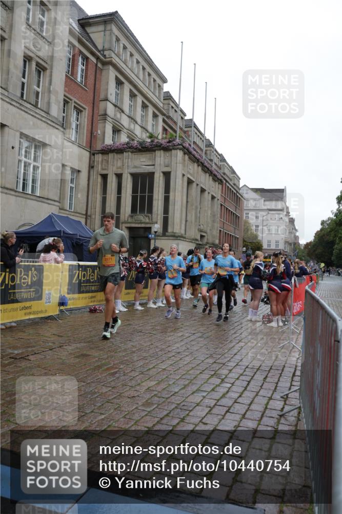 13.09.2026 - Kiel Lauf Yannick Fuchs http://msf.ph/oto/10440754 13.09.2026 11:52:48 Ziel  meine-sportfotos.de