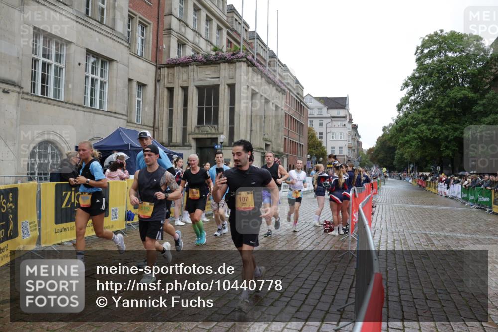 13.09.2026 - Kiel Lauf Yannick Fuchs http://msf.ph/oto/10440778 13.09.2026 11:52:55 Ziel  meine-sportfotos.de