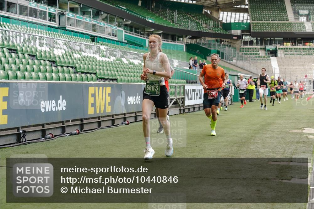 13.09.2026 - 21. swb-Marathon Bremen Michael Burmester http://msf.ph/oto/10440846 13.09.2026 12:42:29 Laufen im Stadion 439, 749, 957, 1009, 1223, 1224, 1411, 1562, 1614, 1619, 1667, 1712, 1745, 1797, 1822, 1850, 1862, 1879, 1921, 2094, 2207, 2651, 2683, 2986, 3251, 3368, 3584, 3624, 4096, 4399, 4795, 4847, 5316, 5663, 5672, 5828, 6198, 6264, 6929, 6991, 7141, 8065, 8311, 8383, 8394, 8749, 8994, 9065, 9120, 9200, 9533, 277, 346, 807, 895, 901, 1118, 1248, 1320, 1323, 1472, 1576, 1587, 1604, 1717, 1751, 1758, 1911, 2141, 2352, 2670, 3080, 3606, 5160, 5163, 5912 meine-sportfotos.de
