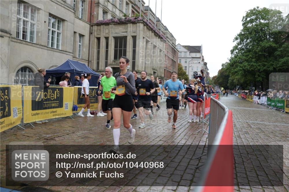 13.09.2026 - Kiel Lauf Yannick Fuchs http://msf.ph/oto/10440968 13.09.2026 11:53:18 Ziel  meine-sportfotos.de