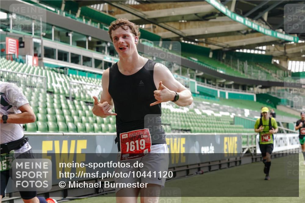 13.09.2026 - 21. swb-Marathon Bremen Michael Burmester http://msf.ph/oto/10441120 13.09.2026 12:42:37 Laufen im Stadion 439, 749, 819, 1009, 1223, 1224, 1411, 1562, 1619, 1667, 1712, 1745, 1797, 1822, 1850, 1862, 1879, 1921, 2094, 2207, 2651, 2683, 2986, 3251, 3368, 3584, 3624, 3688, 4096, 4399, 4795, 4847, 5316, 5663, 5672, 5828, 6198, 6264, 6359, 6929, 6991, 7141, 8311, 8383, 8394, 8689, 8749, 8994, 9065, 9120, 9153, 9200, 9533, 9849, 277, 346, 453, 807, 895, 901, 1118, 1248, 1320, 1323, 1472, 1576, 1587, 1717, 1751, 1758, 1911, 2141, 2352, 2670, 3080, 3606, 5160, 5163, 5912 meine-sportfotos.de
