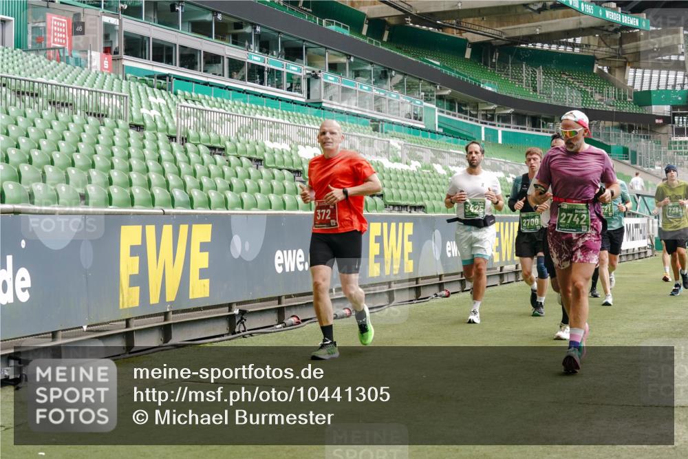 13.09.2026 - 21. swb-Marathon Bremen Michael Burmester http://msf.ph/oto/10441305 13.09.2026 13:07:00 Laufen im Stadion 109, 132, 156, 217, 287, 303, 310, 372, 394, 430, 454, 489, 578, 607, 613, 682, 716, 784, 809, 831, 834, 846, 891, 911, 922, 1083, 1173, 1189, 1205, 1210, 1274, 1322, 1364, 1365, 1369, 1380, 1387, 1437, 1532, 1533, 1545, 1574, 1581, 1600, 1823, 1841, 1848, 1854, 1871, 1909, 1926, 1938, 2070, 2076, 2090, 2219, 2244, 2265, 2275, 2283, 2310, 2318, 2355, 2356, 2393, 2405, 2440, 2464, 2492, 2565, 2699, 2707, 2721, 2731, 2755, 2818, 2831, 2902, 2911, 2949, 2960, 3115 meine-sportfotos.de