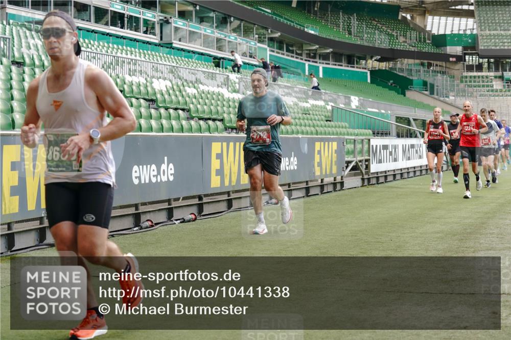 13.09.2026 - 21. swb-Marathon Bremen Michael Burmester http://msf.ph/oto/10441338 13.09.2026 12:42:44 Laufen im Stadion 439, 749, 819, 1009, 1223, 1224, 1411, 1562, 1619, 1667, 1712, 1745, 1822, 1850, 1862, 1879, 1921, 2094, 2207, 2651, 2683, 3251, 3368, 3584, 3624, 3688, 4096, 4399, 4795, 4847, 5199, 5316, 5663, 5672, 5828, 6198, 6264, 6359, 6929, 6991, 7141, 8311, 8383, 8394, 8689, 8749, 8994, 9120, 9153, 9200, 9233, 9533, 9849, 277, 346, 453, 807, 901, 1248, 1320, 1323, 1472, 1576, 1587, 1717, 1751, 1758, 1911, 2141, 2352, 3080, 3606, 5160, 5163, 5912 meine-sportfotos.de