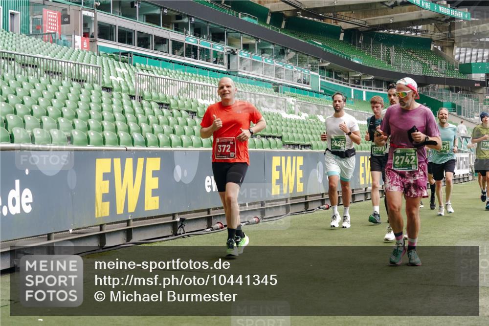 13.09.2026 - 21. swb-Marathon Bremen Michael Burmester http://msf.ph/oto/10441345 13.09.2026 13:07:00 Laufen im Stadion 109, 132, 156, 217, 287, 303, 310, 372, 394, 430, 454, 489, 578, 607, 613, 682, 716, 784, 809, 831, 834, 846, 891, 911, 922, 1083, 1173, 1189, 1205, 1210, 1274, 1322, 1364, 1365, 1369, 1380, 1387, 1437, 1532, 1533, 1545, 1574, 1581, 1600, 1823, 1841, 1848, 1854, 1871, 1909, 1926, 1938, 2070, 2076, 2090, 2219, 2244, 2265, 2275, 2283, 2310, 2318, 2355, 2356, 2393, 2405, 2440, 2464, 2492, 2565, 2699, 2707, 2721, 2731, 2755, 2818, 2831, 2902, 2911, 2949, 2960, 3115 meine-sportfotos.de