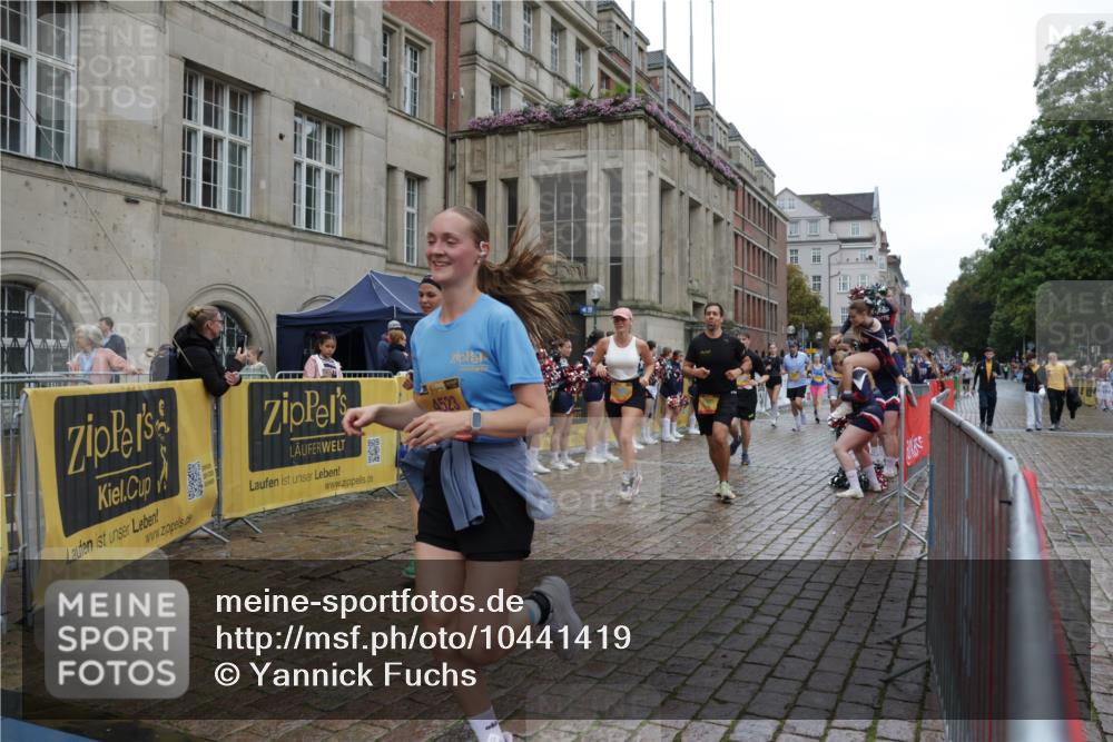 13.09.2026 - Kiel Lauf Yannick Fuchs http://msf.ph/oto/10441419 13.09.2026 11:53:52 Ziel  meine-sportfotos.de