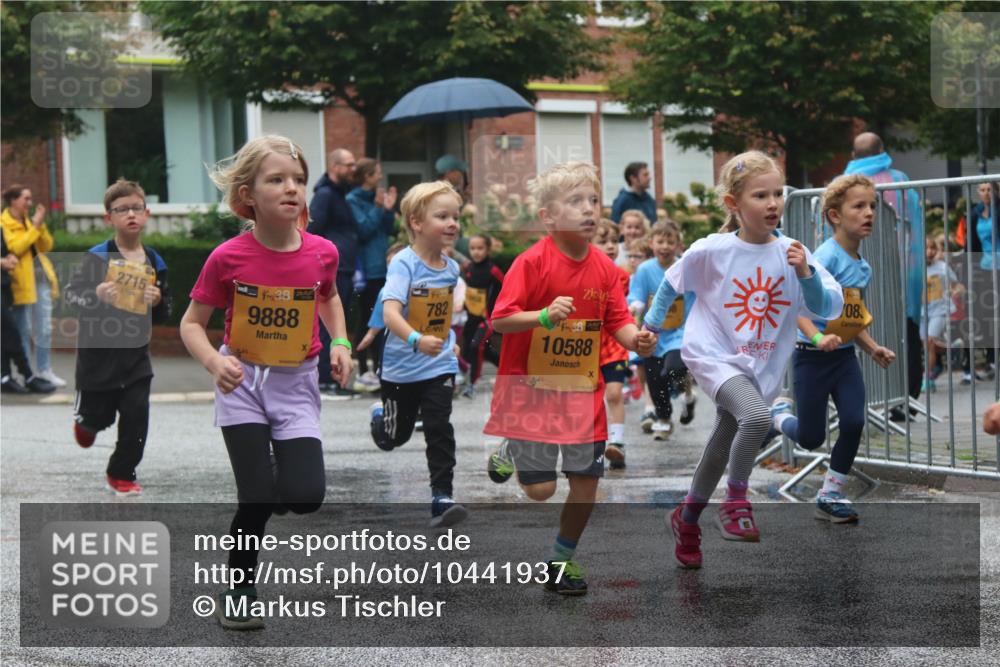 13.09.2026 - Kiel Lauf Markus Tischler http://msf.ph/oto/10441937 13.09.2026 08:33:40 Fleethörn 08, 39, 2715, 28, 9888, 782, 10588 meine-sportfotos.de