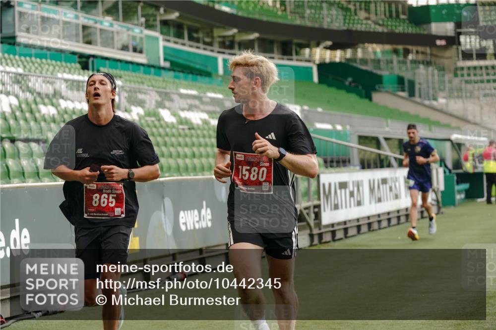 13.09.2026 - 21. swb-Marathon Bremen Michael Burmester http://msf.ph/oto/10442345 13.09.2026 12:43:38 Laufen im Stadion 439, 623, 678, 681, 749, 819, 969, 1009, 1223, 1224, 1372, 1498, 1562, 1619, 1712, 1745, 1770, 1879, 1921, 2098, 2207, 2651, 2683, 3251, 3368, 3500, 3584, 3688, 4096, 4118, 4739, 4847, 4904, 5143, 5199, 5316, 5369, 5601, 5663, 5776, 5828, 6359, 6579, 6929, 6973, 6991, 7015, 7170, 7841, 7950, 8028, 8311, 8383, 8689, 8749, 8850, 8994, 9120, 9137, 9153, 9200, 9233, 9533, 9849, 13063, 13237, 126, 371, 453, 603, 640, 650, 671, 735, 744, 807, 862, 912, 1136, 1758, 5912 meine-sportfotos.de