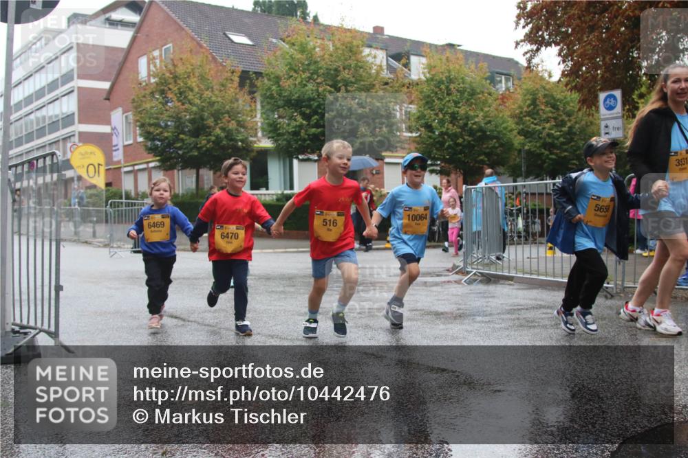 13.09.2026 - Kiel Lauf Markus Tischler http://msf.ph/oto/10442476 13.09.2026 08:34:44 Fleethörn 10064, 6469, 6470, 516, 5658, 3531 meine-sportfotos.de