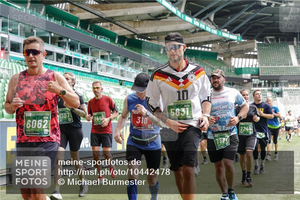 13.09.2026 - 21. swb-Marathon Bremen Michael Burmester http://msf.ph/oto/10442478 13.09.2026 13:07:15 Laufen im Stadion 109, 132, 156, 217, 287, 303, 310, 372, 430, 454, 489, 578, 607, 613, 682, 716, 784, 800, 808, 809, 831, 834, 846, 911, 922, 1083, 1173, 1189, 1205, 1210, 1274, 1322, 1364, 1365, 1369, 1387, 1395, 1437, 1532, 1533, 1545, 1574, 1581, 1600, 1823, 1831, 1841, 1848, 1854, 1871, 1909, 1926, 1938, 2003, 2070, 2076, 2090, 2219, 2275, 2283, 2318, 2355, 2356, 2393, 2405, 2440, 2492, 2565, 2611, 2699, 2707, 2721, 2731, 2755, 2802, 2818, 2831, 2866, 2902, 2911, 2949, 2960 meine-sportfotos.de