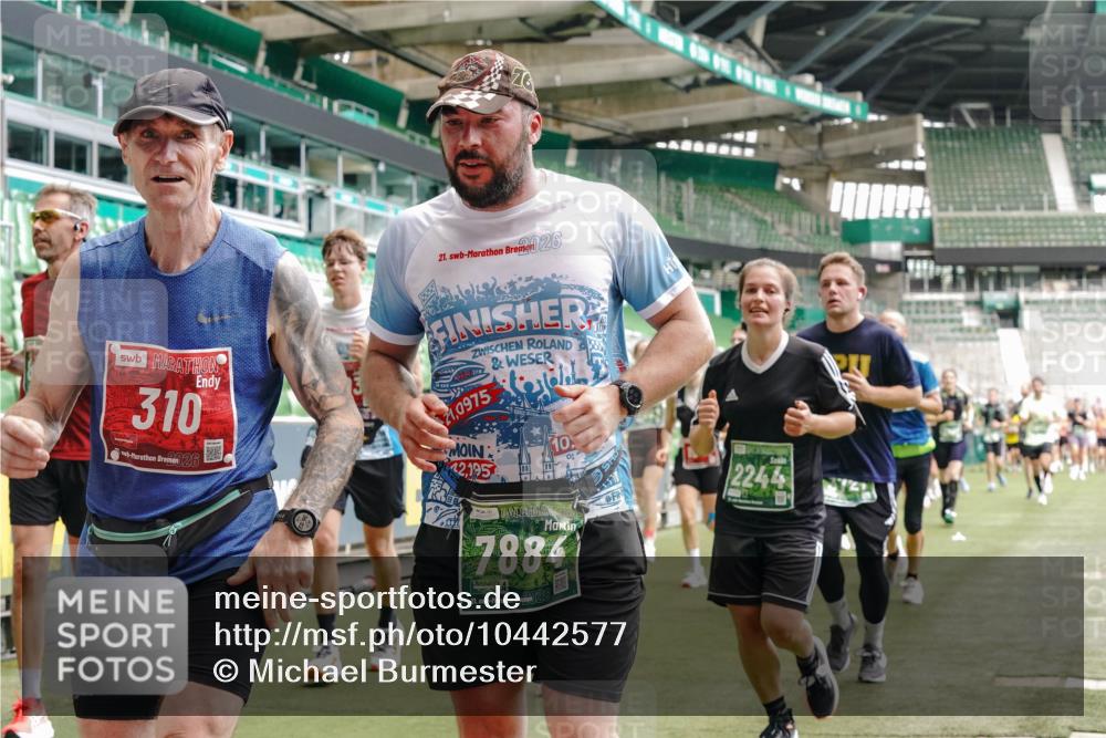 13.09.2026 - 21. swb-Marathon Bremen Michael Burmester http://msf.ph/oto/10442577 13.09.2026 13:07:16 Laufen im Stadion 109, 132, 156, 217, 287, 303, 310, 372, 430, 454, 489, 578, 607, 613, 682, 716, 784, 800, 808, 809, 831, 834, 846, 911, 922, 1083, 1173, 1189, 1205, 1210, 1274, 1322, 1364, 1365, 1369, 1387, 1395, 1437, 1532, 1533, 1545, 1574, 1581, 1600, 1823, 1831, 1841, 1848, 1854, 1871, 1909, 1926, 1938, 2003, 2070, 2076, 2090, 2219, 2275, 2283, 2318, 2355, 2356, 2393, 2405, 2440, 2492, 2565, 2611, 2699, 2707, 2721, 2731, 2755, 2802, 2818, 2831, 2866, 2902, 2911, 2949, 2960 meine-sportfotos.de