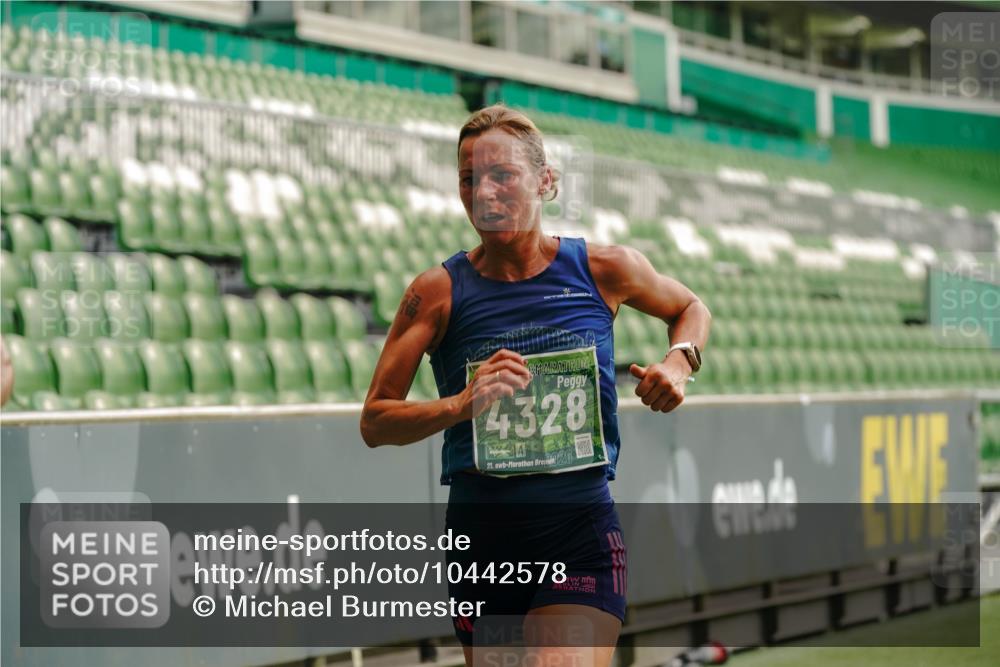 13.09.2026 - 21. swb-Marathon Bremen Michael Burmester http://msf.ph/oto/10442578 13.09.2026 12:43:49 Laufen im Stadion 439, 493, 623, 678, 681, 749, 819, 969, 1009, 1223, 1224, 1335, 1372, 1498, 1562, 1619, 1696, 1712, 1745, 1770, 1879, 1921, 2098, 2207, 2651, 2683, 3251, 3500, 3584, 3688, 4096, 4118, 4328, 4739, 4847, 4904, 5143, 5199, 5316, 5369, 5601, 5663, 5776, 5828, 6359, 6579, 6973, 7015, 7170, 7265, 7841, 7950, 8028, 8311, 8689, 8749, 8850, 8994, 9120, 9137, 9153, 9200, 9233, 9533, 9849, 13063, 13237, 126, 371, 453, 603, 640, 650, 671, 735, 744, 807, 862, 912, 957, 1136 meine-sportfotos.de
