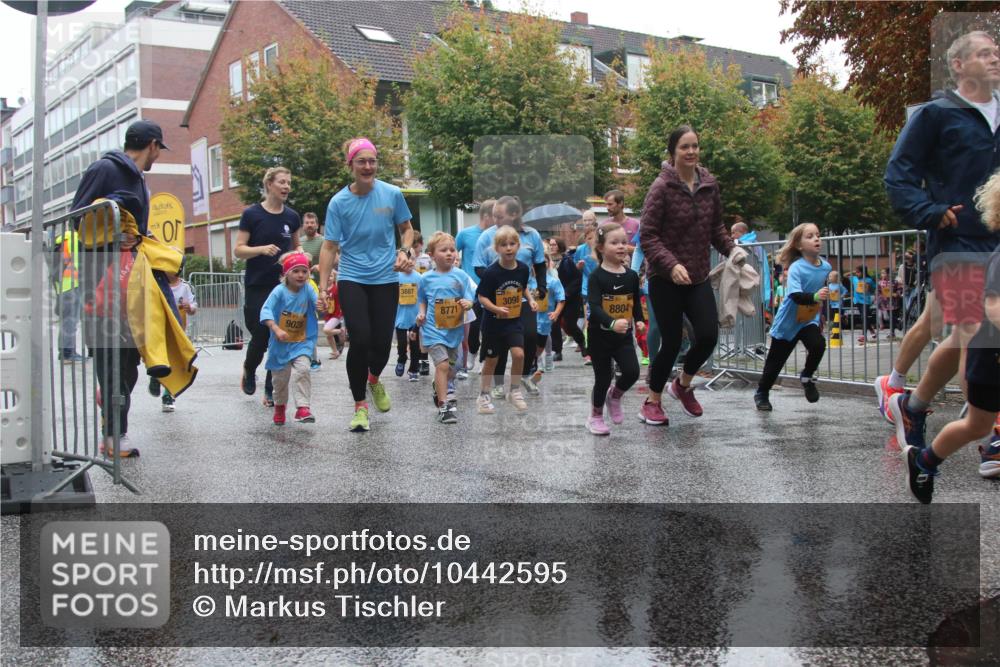 13.09.2026 - Kiel Lauf Markus Tischler http://msf.ph/oto/10442595 13.09.2026 08:34:57 Fleethörn 9028, 3887, 8771, 3098, 8804 meine-sportfotos.de