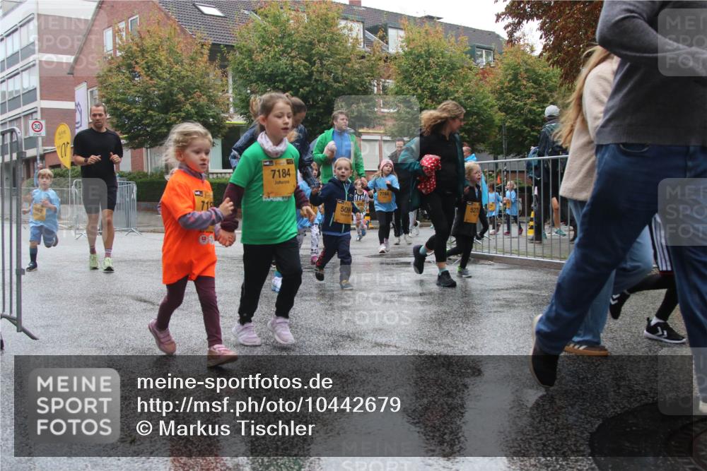 13.09.2026 - Kiel Lauf Markus Tischler http://msf.ph/oto/10442679 13.09.2026 08:35:08 Fleethörn 30, 5667, 71, 7184, 50, 7784, 527 meine-sportfotos.de