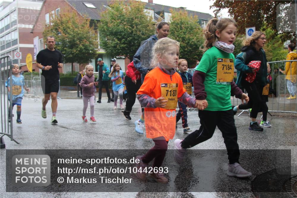 13.09.2026 - Kiel Lauf Markus Tischler http://msf.ph/oto/10442693 13.09.2026 08:35:08 Fleethörn 5667, 751, 7183, 50, 39, 7184, 527 meine-sportfotos.de