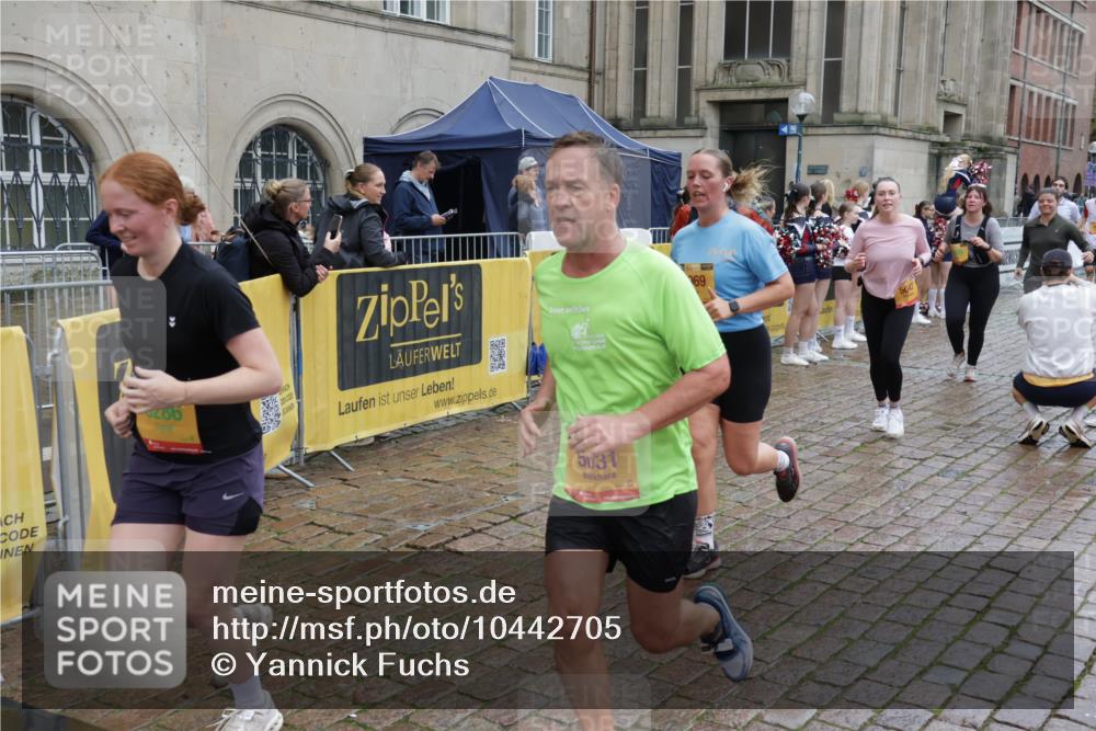 13.09.2026 - Kiel Lauf Yannick Fuchs http://msf.ph/oto/10442705 13.09.2026 11:56:14 Ziel  meine-sportfotos.de