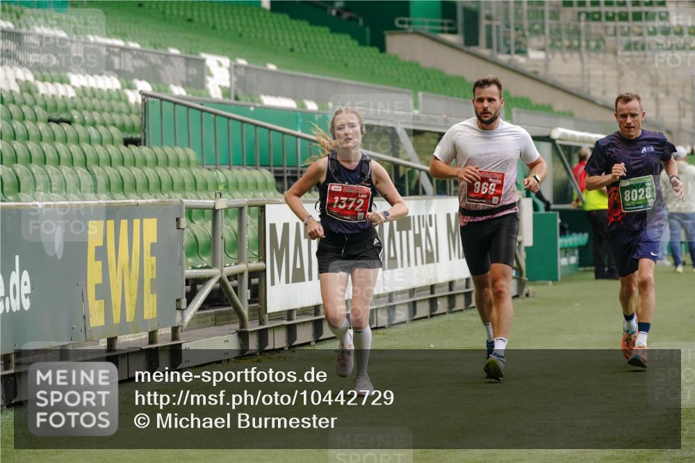 13.09.2026 - 21. swb-Marathon Bremen Michael Burmester http://msf.ph/oto/10442729 13.09.2026 12:43:56 Laufen im Stadion 439, 493, 623, 678, 681, 749, 819, 969, 1009, 1223, 1224, 1301, 1335, 1372, 1498, 1562, 1696, 1712, 1745, 1770, 1879, 1921, 2098, 2651, 2683, 3251, 3500, 3584, 3688, 4096, 4118, 4328, 4739, 4847, 4904, 5143, 5199, 5316, 5369, 5601, 5663, 5776, 5828, 5996, 6359, 6579, 6973, 7015, 7170, 7265, 7715, 7841, 7950, 8028, 8689, 8749, 8850, 8994, 9120, 9137, 9153, 9200, 9233, 9533, 9849, 13063, 13237, 126, 371, 453, 603, 640, 650, 671, 735, 744, 807, 862, 912, 957, 1136 meine-sportfotos.de