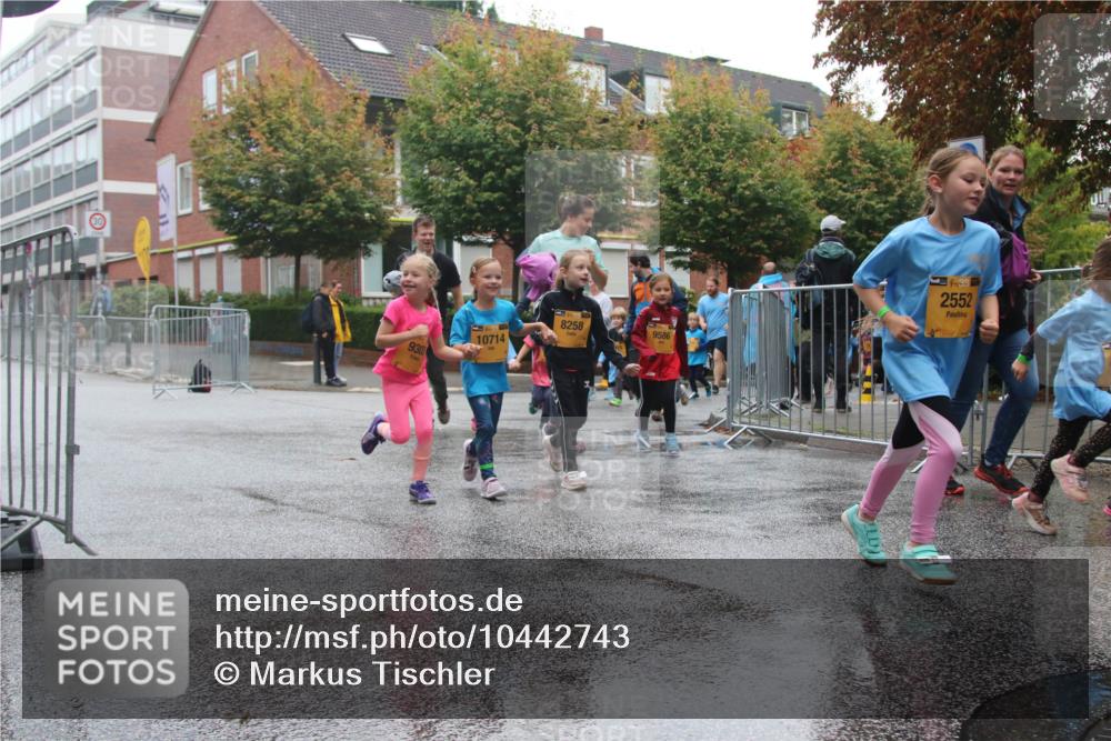 13.09.2026 - Kiel Lauf Markus Tischler http://msf.ph/oto/10442743 13.09.2026 08:35:15 Fleethörn 8258, 9586, 10714, 930, 1, 38, 2552 meine-sportfotos.de