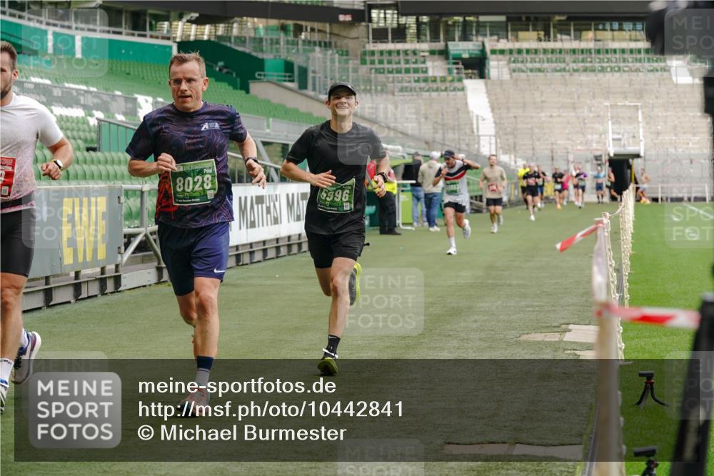 13.09.2026 - 21. swb-Marathon Bremen Michael Burmester http://msf.ph/oto/10442841 13.09.2026 12:44:00 Laufen im Stadion 339, 439, 493, 623, 678, 681, 715, 749, 819, 969, 1223, 1224, 1301, 1335, 1372, 1498, 1562, 1696, 1712, 1745, 1770, 1879, 1921, 2098, 2651, 2683, 3251, 3500, 3584, 3688, 4096, 4118, 4328, 4739, 4847, 4904, 5143, 5199, 5316, 5369, 5601, 5663, 5776, 5996, 6359, 6579, 6973, 7015, 7170, 7206, 7265, 7715, 7841, 7950, 8028, 8689, 8749, 8850, 8994, 9120, 9137, 9153, 9200, 9233, 9533, 9849, 13063, 13237, 126, 371, 453, 603, 640, 650, 671, 735, 744, 807, 862, 912, 957, 1136 meine-sportfotos.de