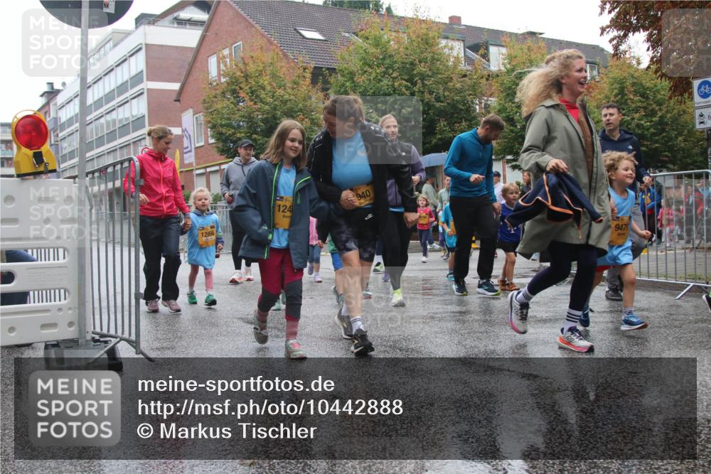 13.09.2026 - Kiel Lauf Markus Tischler http://msf.ph/oto/10442888 13.09.2026 08:35:29 Fleethörn 12066, 124, 940, 9479 meine-sportfotos.de