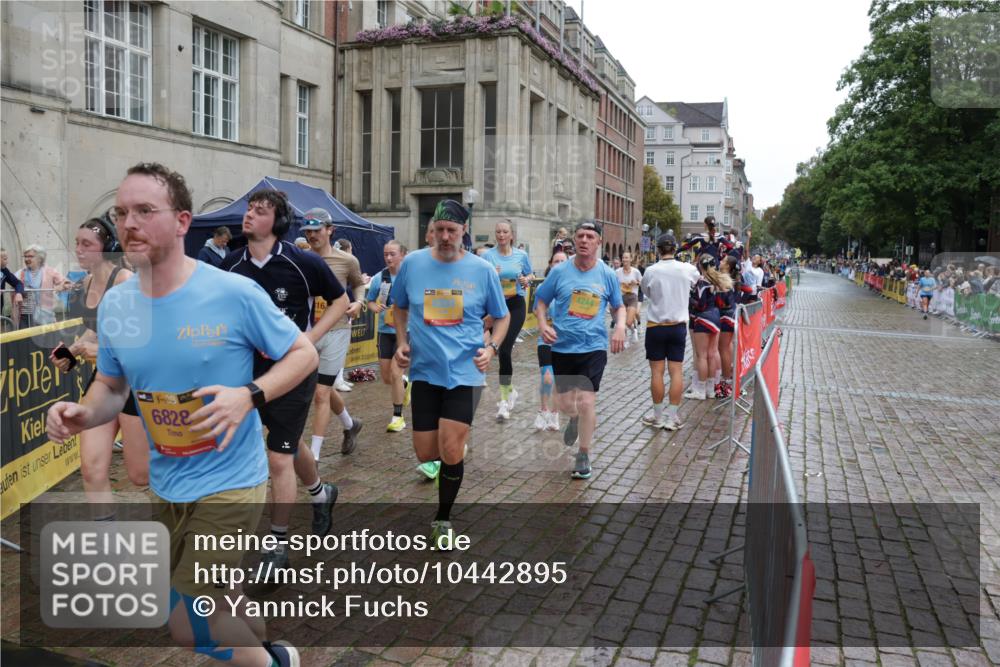 13.09.2026 - Kiel Lauf Yannick Fuchs http://msf.ph/oto/10442895 13.09.2026 11:56:32 Ziel  meine-sportfotos.de