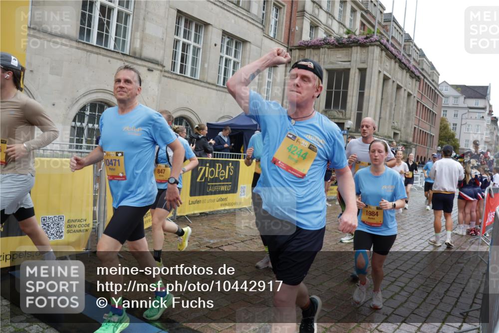 13.09.2026 - Kiel Lauf Yannick Fuchs http://msf.ph/oto/10442917 13.09.2026 11:56:33 Ziel  meine-sportfotos.de