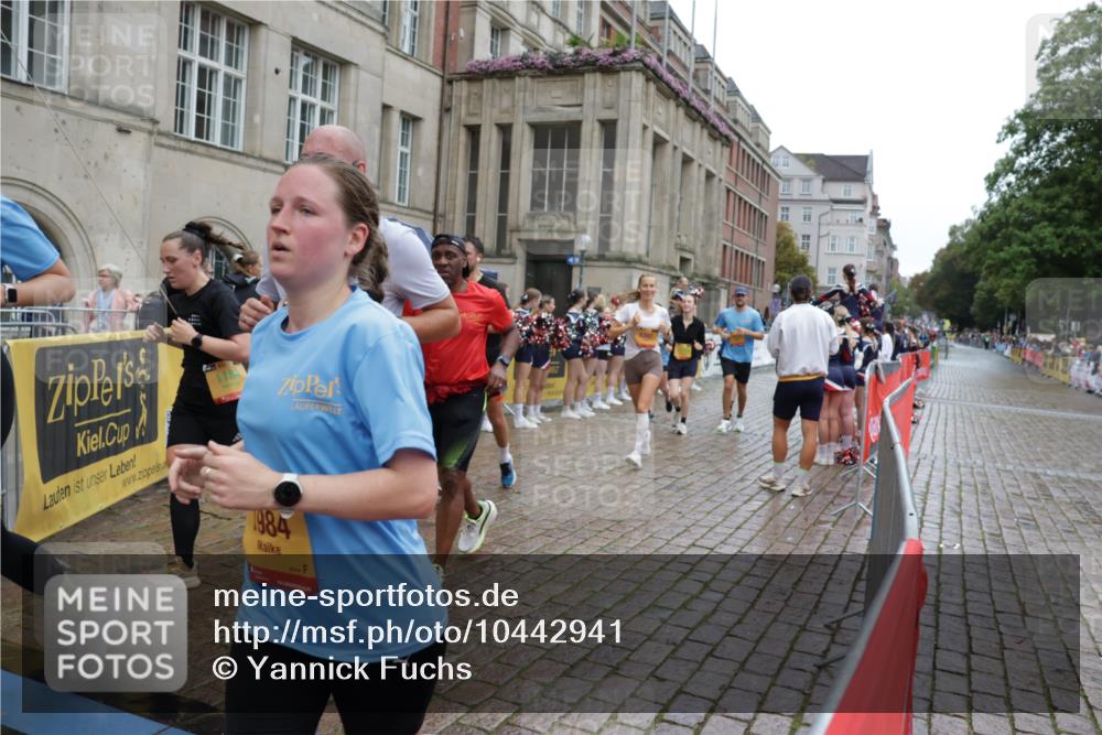 13.09.2026 - Kiel Lauf Yannick Fuchs http://msf.ph/oto/10442941 13.09.2026 11:56:34 Ziel  meine-sportfotos.de