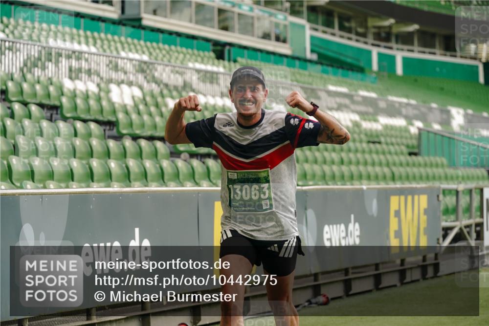13.09.2026 - 21. swb-Marathon Bremen Michael Burmester http://msf.ph/oto/10442975 13.09.2026 12:44:07 Laufen im Stadion 339, 493, 623, 678, 681, 715, 749, 819, 969, 1223, 1224, 1264, 1301, 1335, 1372, 1498, 1562, 1696, 1745, 1770, 1879, 1921, 1975, 2098, 2651, 2683, 3251, 3500, 3584, 3688, 4096, 4118, 4328, 4739, 4904, 5143, 5199, 5316, 5369, 5601, 5663, 5776, 5996, 6359, 6579, 6973, 7015, 7170, 7206, 7265, 7715, 7841, 7950, 8028, 8689, 8749, 8850, 8994, 9137, 9153, 9200, 9233, 9533, 9849, 13063, 13168, 13237, 126, 371, 453, 603, 640, 650, 671, 735, 744, 862, 912, 957, 1136 meine-sportfotos.de