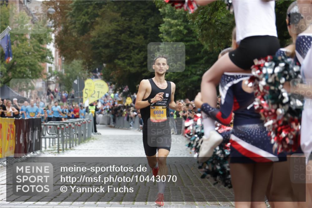 13.09.2026 - Kiel Lauf Yannick Fuchs http://msf.ph/oto/10443070 13.09.2026 11:58:55 Ziel 6694 meine-sportfotos.de