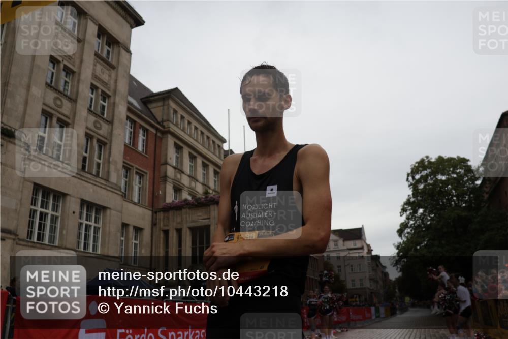 13.09.2026 - Kiel Lauf Yannick Fuchs http://msf.ph/oto/10443218 13.09.2026 11:59:03 Ziel 6694 meine-sportfotos.de
