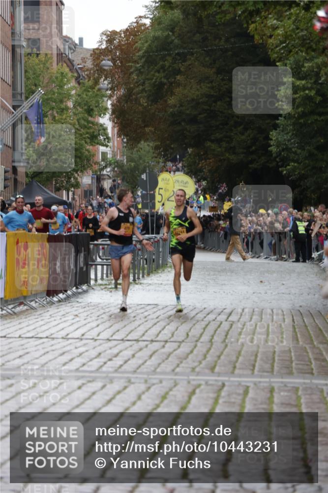 13.09.2026 - Kiel Lauf Yannick Fuchs http://msf.ph/oto/10443231 13.09.2026 11:59:51 Ziel 879, 12244 meine-sportfotos.de