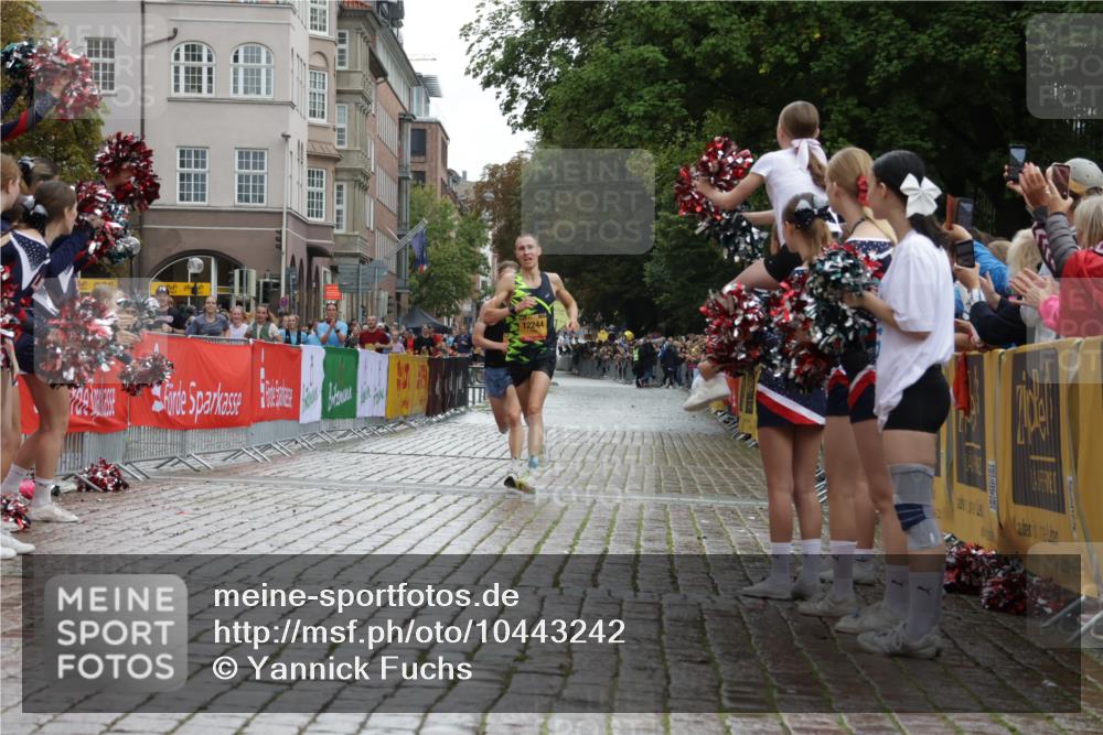 13.09.2026 - Kiel Lauf Yannick Fuchs http://msf.ph/oto/10443242 13.09.2026 11:59:57 Ziel 879, 12244 meine-sportfotos.de