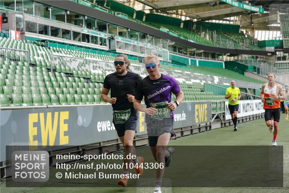 13.09.2026 - 21. swb-Marathon Bremen Michael Burmester http://msf.ph/oto/10443306 13.09.2026 12:44:23 Laufen im Stadion 280, 339, 493, 623, 678, 681, 715, 819, 969, 1264, 1301, 1335, 1372, 1498, 1562, 1696, 1770, 1921, 1937, 1975, 2098, 2683, 3092, 3251, 3500, 3584, 3609, 3688, 4096, 4118, 4328, 4739, 4904, 5143, 5199, 5316, 5369, 5601, 5663, 5776, 5996, 6359, 6579, 6973, 7015, 7170, 7206, 7265, 7715, 7841, 7950, 8028, 8689, 8749, 8850, 9137, 9153, 9200, 9233, 9583, 9849, 13063, 13168, 13237, 126, 371, 453, 603, 640, 650, 671, 735, 744, 862, 912, 957, 1136, 1411, 1822 meine-sportfotos.de