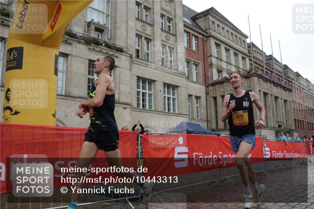 13.09.2026 - Kiel Lauf Yannick Fuchs http://msf.ph/oto/10443313 13.09.2026 12:00:01 Ziel 879, 12244 meine-sportfotos.de