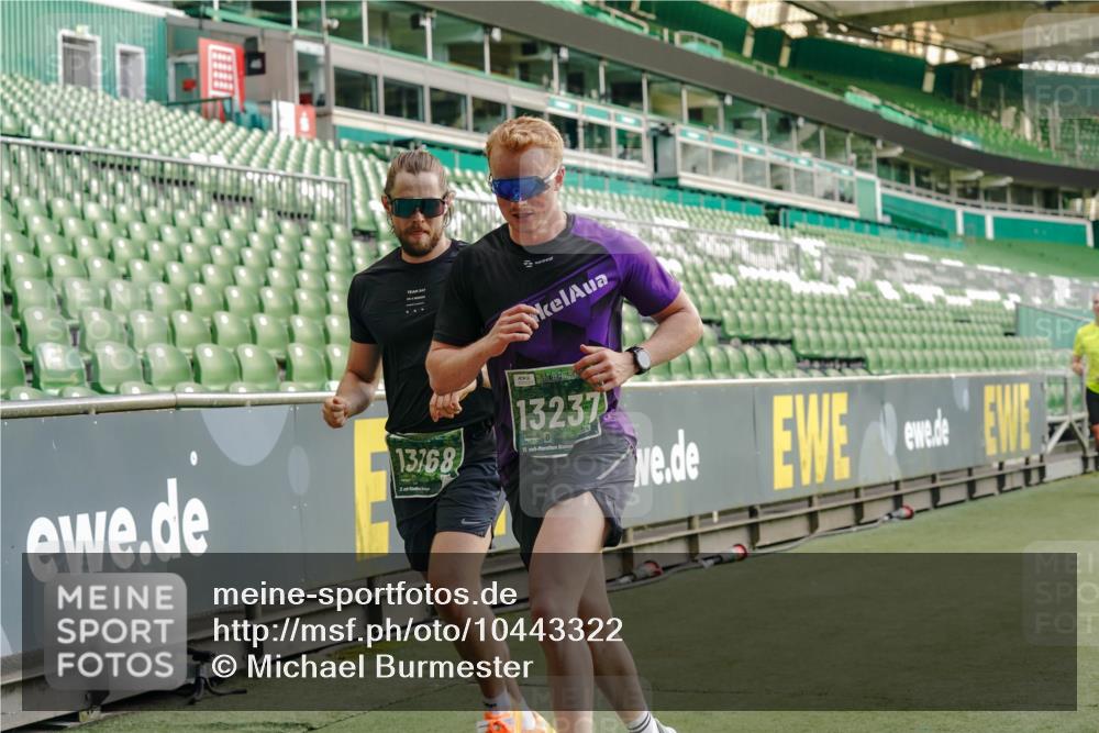 13.09.2026 - 21. swb-Marathon Bremen Michael Burmester http://msf.ph/oto/10443322 13.09.2026 12:44:24 Laufen im Stadion 280, 339, 493, 623, 678, 681, 715, 819, 969, 1264, 1301, 1335, 1372, 1498, 1562, 1696, 1770, 1921, 1937, 1975, 2098, 2683, 3092, 3251, 3500, 3584, 3609, 3688, 4096, 4118, 4328, 4739, 4904, 5143, 5199, 5316, 5369, 5601, 5663, 5776, 5996, 6359, 6579, 6973, 7015, 7170, 7206, 7265, 7715, 7841, 7950, 8028, 8689, 8749, 8850, 9137, 9153, 9200, 9233, 9583, 9849, 13063, 13168, 13237, 126, 371, 453, 603, 640, 650, 671, 735, 744, 862, 912, 957, 1136, 1411, 1822 meine-sportfotos.de