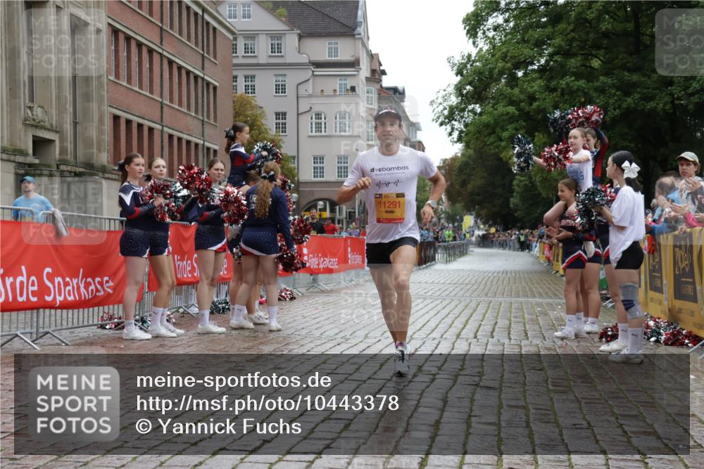 13.09.2026 - Kiel Lauf Yannick Fuchs http://msf.ph/oto/10443378 13.09.2026 12:02:17 Ziel 11291 meine-sportfotos.de