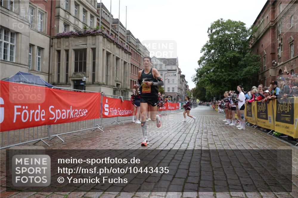 13.09.2026 - Kiel Lauf Yannick Fuchs http://msf.ph/oto/10443435 13.09.2026 12:03:50 Ziel 8608, 11804 meine-sportfotos.de