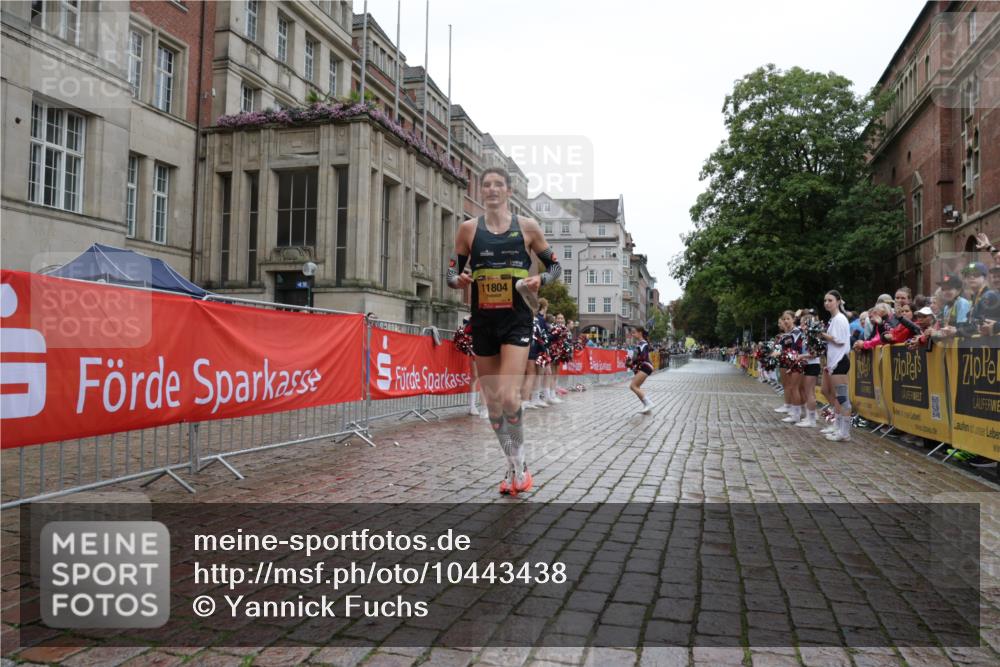 13.09.2026 - Kiel Lauf Yannick Fuchs http://msf.ph/oto/10443438 13.09.2026 12:03:50 Ziel 8608, 11804 meine-sportfotos.de