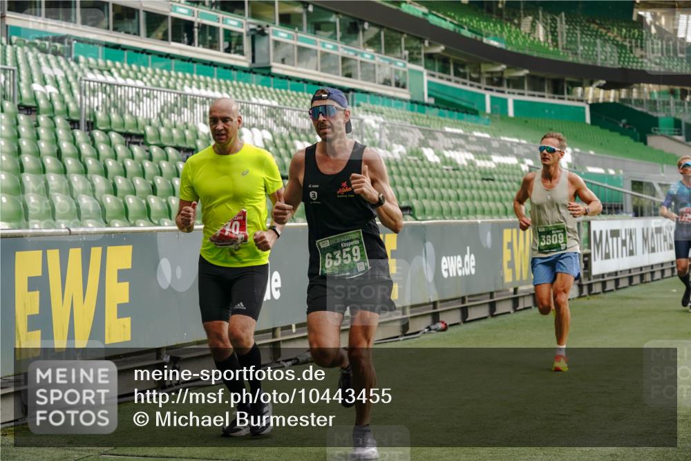 13.09.2026 - 21. swb-Marathon Bremen Michael Burmester http://msf.ph/oto/10443455 13.09.2026 12:44:28 Laufen im Stadion 280, 339, 493, 623, 678, 681, 715, 819, 969, 1264, 1301, 1335, 1372, 1498, 1696, 1770, 1921, 1937, 1975, 2020, 2098, 2683, 3092, 3271, 3500, 3609, 3688, 4118, 4328, 4739, 4904, 5092, 5143, 5199, 5316, 5369, 5601, 5663, 5776, 5996, 6359, 6579, 6973, 7015, 7170, 7206, 7265, 7715, 7841, 7950, 8028, 8689, 8749, 8850, 9129, 9137, 9153, 9200, 9233, 9583, 9849, 13063, 13168, 13237, 126, 371, 453, 603, 640, 650, 671, 735, 744, 862, 912, 957, 1136, 1411, 1822, 1850 meine-sportfotos.de