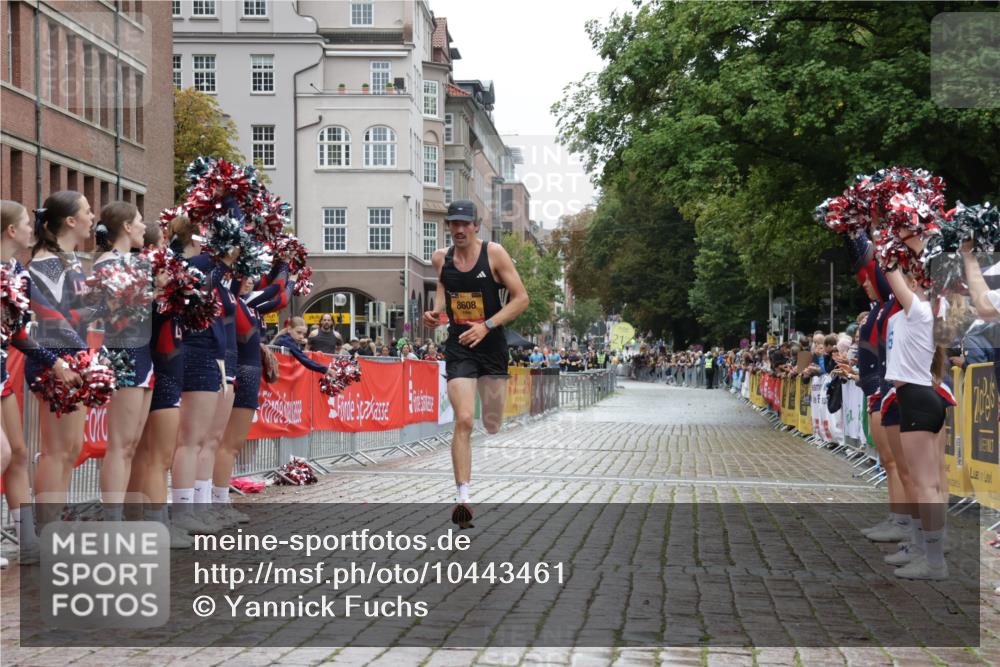 13.09.2026 - Kiel Lauf Yannick Fuchs http://msf.ph/oto/10443461 13.09.2026 12:04:07 Ziel 8608, 11804 meine-sportfotos.de