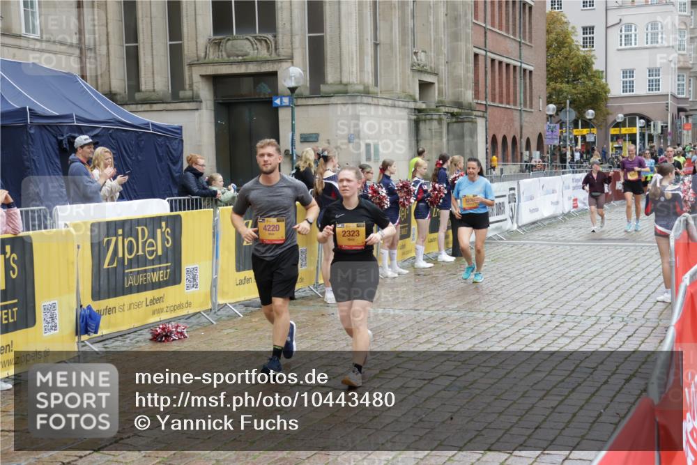 13.09.2026 - Kiel Lauf Yannick Fuchs http://msf.ph/oto/10443480 13.09.2026 12:05:42 Ziel 4479, 6867, 7744, 9382, 10548 meine-sportfotos.de