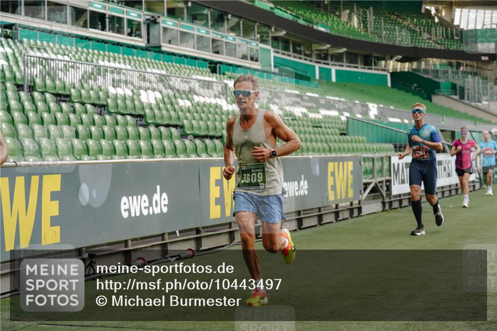 13.09.2026 - 21. swb-Marathon Bremen Michael Burmester http://msf.ph/oto/10443497 13.09.2026 12:44:29 Laufen im Stadion 280, 339, 493, 623, 678, 681, 715, 819, 969, 1264, 1301, 1335, 1372, 1498, 1696, 1770, 1921, 1937, 1975, 2020, 2098, 2683, 3092, 3271, 3500, 3609, 3688, 4118, 4328, 4739, 4904, 5092, 5143, 5199, 5316, 5369, 5601, 5776, 5996, 6359, 6579, 6973, 7015, 7170, 7206, 7265, 7715, 7841, 7950, 8028, 8689, 8749, 8850, 9129, 9137, 9153, 9200, 9233, 9583, 9849, 13063, 13168, 13237, 126, 371, 453, 603, 640, 650, 671, 735, 744, 862, 912, 957, 1136, 1411, 1822, 1850 meine-sportfotos.de