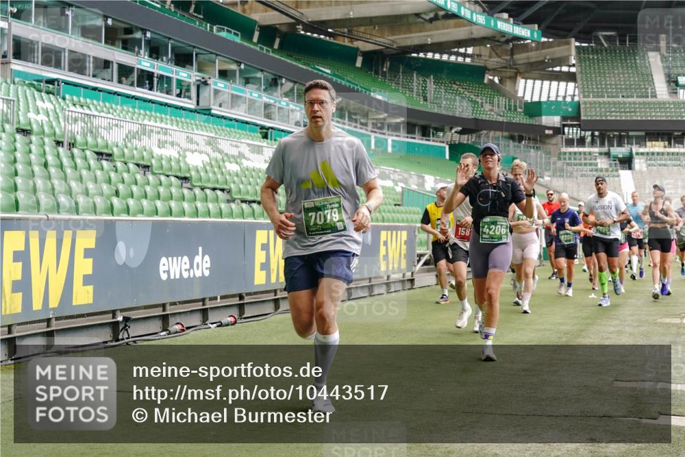 13.09.2026 - 21. swb-Marathon Bremen Michael Burmester http://msf.ph/oto/10443517 13.09.2026 13:07:30 Laufen im Stadion 109, 132, 156, 287, 303, 310, 372, 430, 454, 489, 551, 578, 607, 613, 682, 716, 800, 808, 809, 831, 834, 846, 884, 911, 922, 1083, 1173, 1189, 1205, 1210, 1285, 1322, 1364, 1365, 1369, 1387, 1395, 1437, 1532, 1545, 1574, 1600, 1688, 1823, 1831, 1841, 1848, 1854, 1871, 1909, 1926, 1938, 2003, 2070, 2090, 2215, 2219, 2275, 2283, 2318, 2355, 2356, 2366, 2405, 2440, 2492, 2565, 2611, 2699, 2707, 2721, 2731, 2755, 2782, 2802, 2818, 2831, 2866, 2902, 2911, 2949, 2960 meine-sportfotos.de