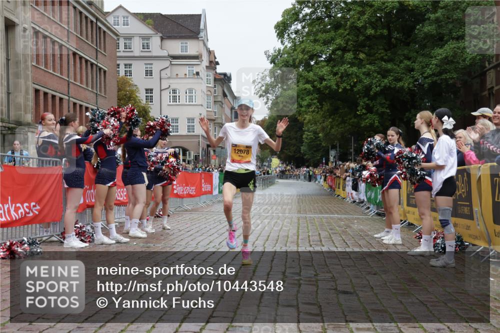 13.09.2026 - Kiel Lauf Yannick Fuchs http://msf.ph/oto/10443548 13.09.2026 12:07:20 Ziel 12078, 12459, 5248 meine-sportfotos.de