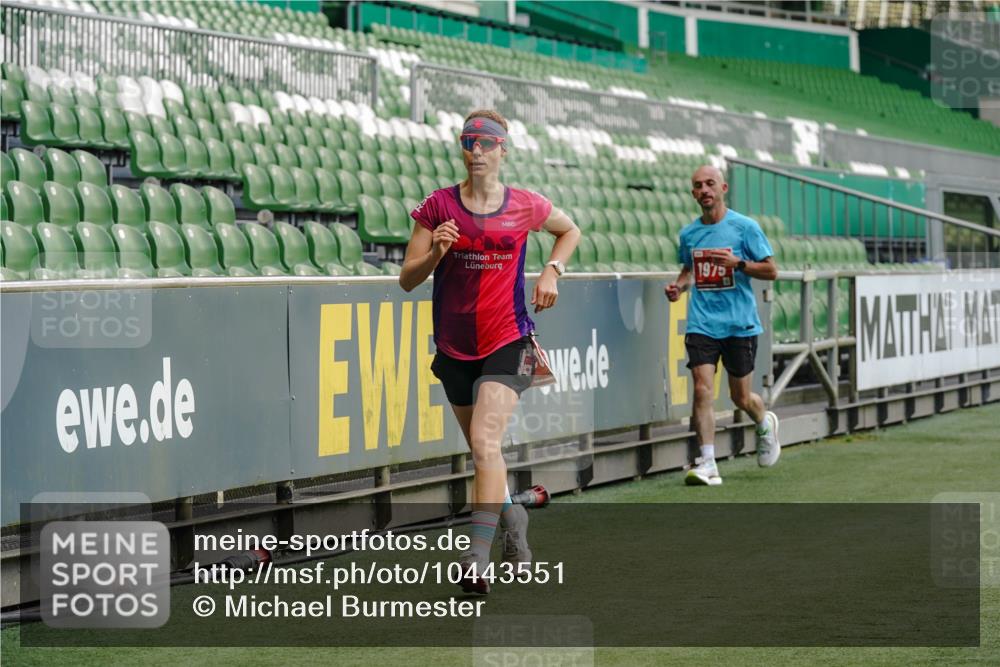 13.09.2026 - 21. swb-Marathon Bremen Michael Burmester http://msf.ph/oto/10443551 13.09.2026 12:44:34 Laufen im Stadion 280, 339, 493, 508, 623, 678, 681, 715, 819, 969, 1264, 1301, 1335, 1372, 1498, 1696, 1770, 1921, 1937, 1975, 2020, 2098, 2683, 3092, 3271, 3500, 3609, 3688, 4118, 4328, 4739, 4904, 5092, 5143, 5199, 5369, 5601, 5776, 5996, 6359, 6579, 6973, 7015, 7170, 7206, 7265, 7478, 7715, 7841, 7950, 8028, 8054, 8689, 8850, 9129, 9137, 9153, 9200, 9233, 9306, 9583, 9642, 9849, 13063, 13168, 13237, 126, 371, 453, 603, 640, 650, 671, 735, 744, 862, 912, 957, 1136, 1411, 1667, 1822, 1850 meine-sportfotos.de