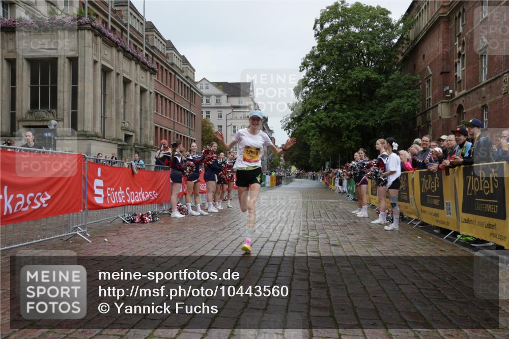 13.09.2026 - Kiel Lauf Yannick Fuchs http://msf.ph/oto/10443560 13.09.2026 12:07:21 Ziel 12078, 12459 meine-sportfotos.de