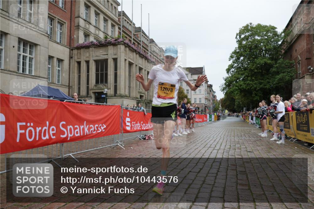 13.09.2026 - Kiel Lauf Yannick Fuchs http://msf.ph/oto/10443576 13.09.2026 12:07:21 Ziel 12078, 12459 meine-sportfotos.de