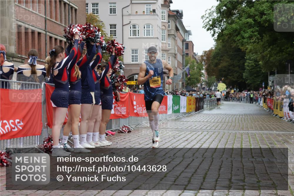 13.09.2026 - Kiel Lauf Yannick Fuchs http://msf.ph/oto/10443628 13.09.2026 12:09:29 Ziel 1201, 3904 meine-sportfotos.de