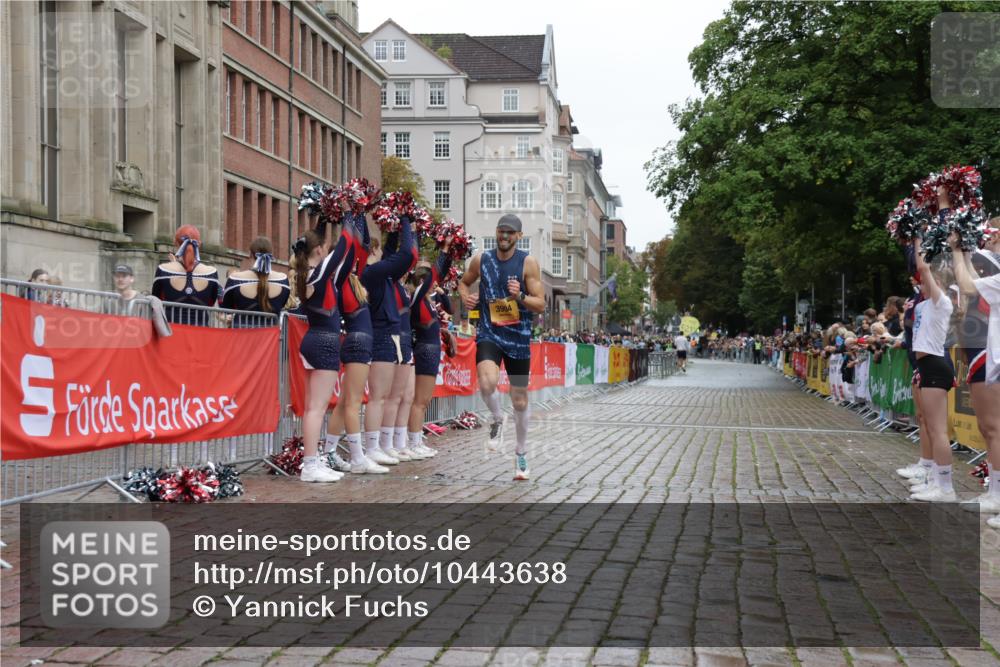 13.09.2026 - Kiel Lauf Yannick Fuchs http://msf.ph/oto/10443638 13.09.2026 12:09:30 Ziel 1201, 3904 meine-sportfotos.de