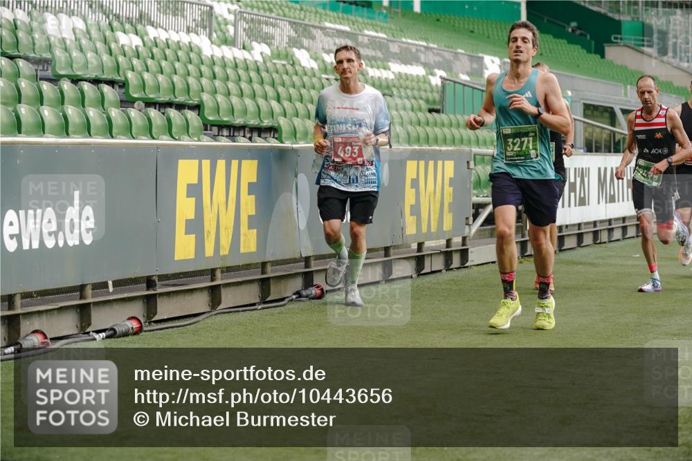 13.09.2026 - 21. swb-Marathon Bremen Michael Burmester http://msf.ph/oto/10443656 13.09.2026 12:44:40 Laufen im Stadion 280, 339, 474, 493, 508, 623, 678, 681, 715, 788, 819, 969, 1264, 1301, 1335, 1372, 1498, 1696, 1770, 1937, 1975, 2020, 2098, 3092, 3271, 3500, 3609, 3688, 4118, 4328, 4739, 4904, 5092, 5143, 5199, 5369, 5601, 5776, 5996, 6359, 6579, 6973, 7015, 7170, 7206, 7265, 7478, 7715, 7841, 7950, 8028, 8054, 8096, 8689, 8850, 9070, 9129, 9137, 9153, 9233, 9306, 9583, 9642, 9849, 13063, 13168, 13237, 126, 371, 603, 640, 650, 671, 735, 744, 862, 912, 957, 1136, 1411, 1667, 1822, 1850 meine-sportfotos.de