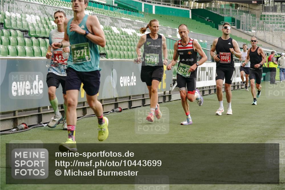 13.09.2026 - 21. swb-Marathon Bremen Michael Burmester http://msf.ph/oto/10443699 13.09.2026 12:44:42 Laufen im Stadion 280, 339, 474, 493, 508, 623, 678, 681, 715, 788, 819, 969, 1264, 1301, 1335, 1372, 1498, 1696, 1770, 1937, 1975, 2020, 2098, 3092, 3271, 3500, 3609, 3688, 4118, 4328, 4739, 4904, 5092, 5143, 5199, 5369, 5601, 5776, 5996, 6359, 6579, 6973, 7015, 7170, 7206, 7265, 7478, 7715, 7841, 7950, 8028, 8054, 8096, 8689, 8850, 9070, 9129, 9137, 9153, 9233, 9306, 9583, 9642, 9849, 13063, 13168, 13237, 126, 371, 603, 640, 650, 671, 735, 744, 862, 912, 957, 1136, 1411, 1667, 1822, 1850 meine-sportfotos.de